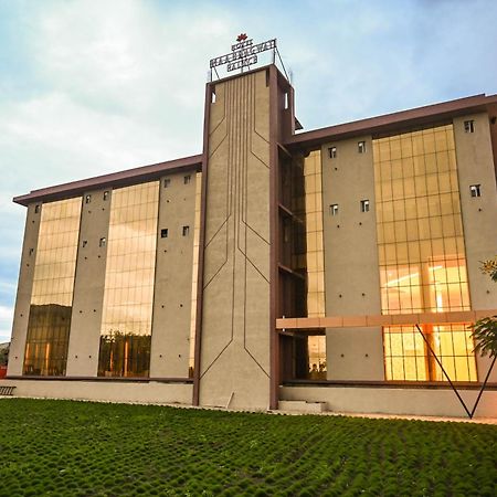 Hotel Maa Bhagwati Palace Khandwa Екстер'єр фото